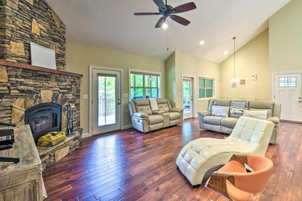 Cozy Riverside Dahlonega Home With Kayaks And Fire Pit Exteriör bild