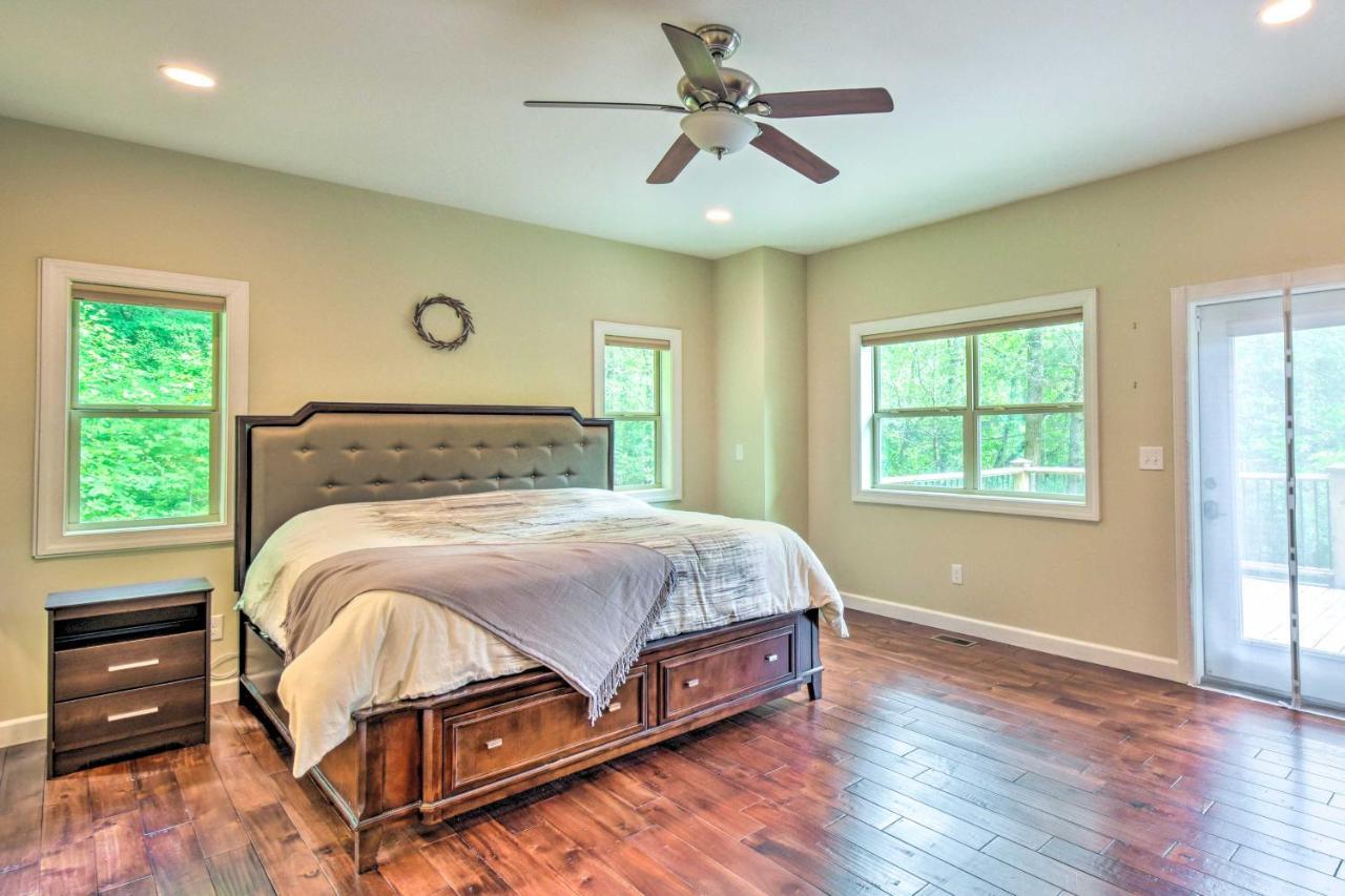 Cozy Riverside Dahlonega Home With Kayaks And Fire Pit Exteriör bild